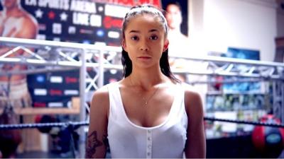 Ring girl - Elisha-Jade