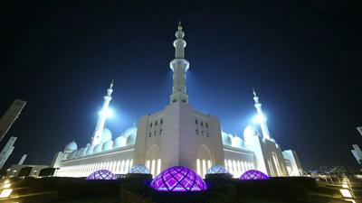 Sheikh Zayed Grand Mosque in Abu Dhabi