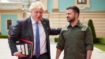 Boris Johnson and Volodymyr Zelensky