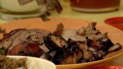 A plate of chicken rice