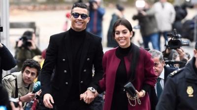 Ronaldo arrives at court