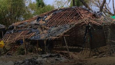 Damaged building on Shah Pari