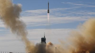 The Shenzhou-12 capsule taking off