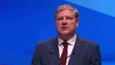 Angus Robertson