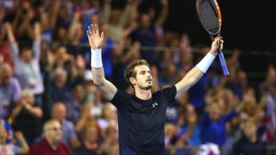 Andy Murray beats Bernard Tomic to put GB into final