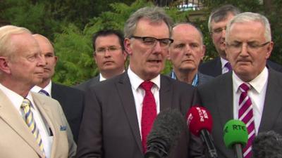 UUP leader Mike Nesbitt described the Northern Ireland Executive as a "busted flush"