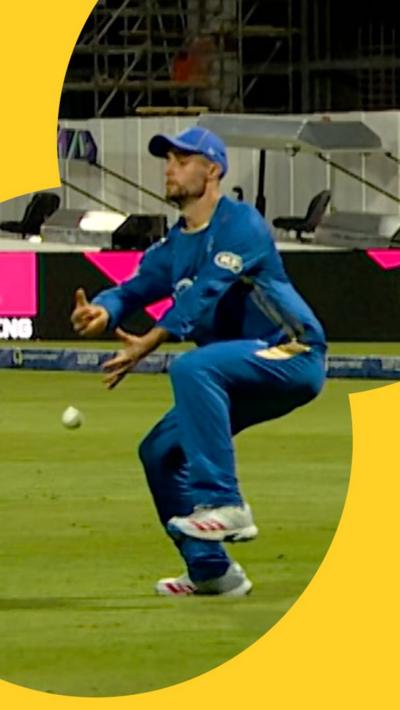 Will Jacks Putting down a catch 