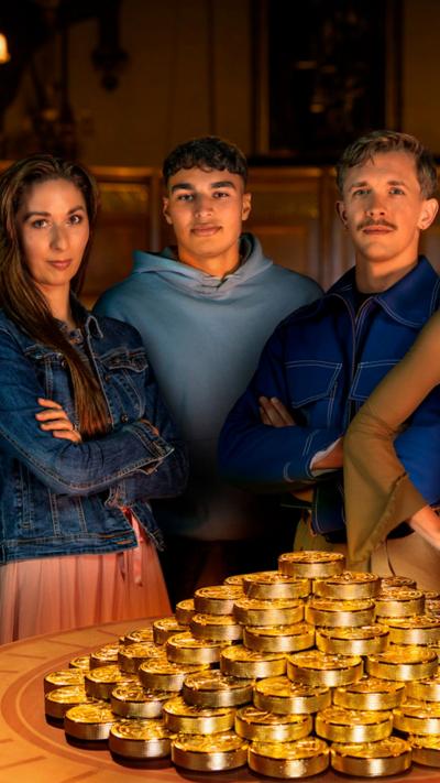 Rachel, Jade, Stephen, James agus Faraaz - na cluicheadairean mu dheireadh sna Traitors