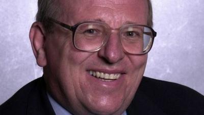 Mike Gapes