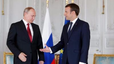 Vladimir Putin and Emmanuel Macron - 29 May