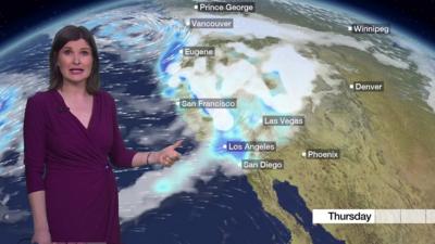 Helen Willetts shows the snow forecast for America