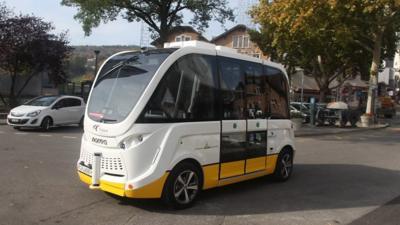 Trapizio driverless bus in Schaffhausen district