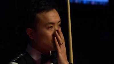 Marco Fu at the 2016 World Snooker Championship