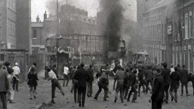 People rioting in Belfast in August 1969