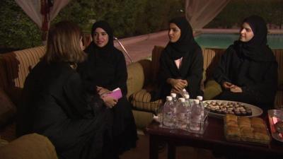Lyse Doucet with three young Saudi women