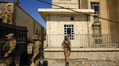 Damaged government building in Mosul