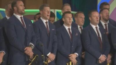 Wales squad sing at World Cup welcome ceremony in London