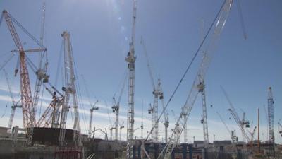 Cranes at Hinkley