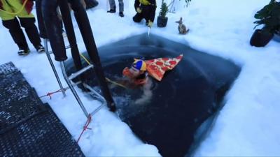 Swimming in the Antarctica