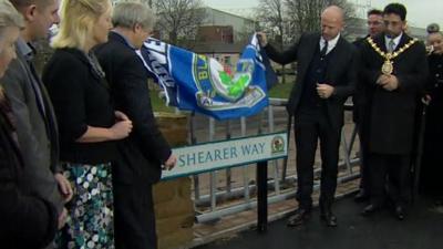 Alan Shearer unveils Alan Shearer Way