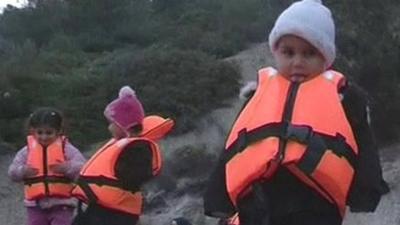 Children in life jackets