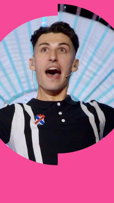 Drag performer Silllexa Diction sings with their mouth wide open