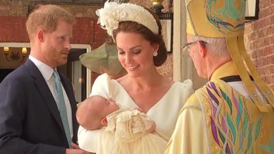 Prince Louis was held in the arms of the Duchess of Cambridge