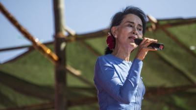 Aung San Suu Kyi speaking at a rally in Thandwe, Rakhine State, Myanmar