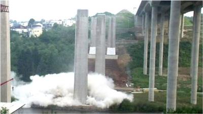 Bridge pillars