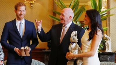 Prince Harry, Sir Peter Cosgrove and Meghan, Duchess of Sussex