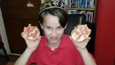 boy-with-pomegranate