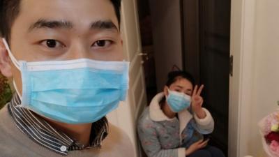 Filmmaker Cai Kaihai and nurse wife Li Ting celebrate wedding anniversary while in quarantine.