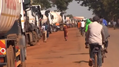 lorries queuing