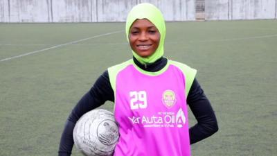 Image of Abdulazzez Zulfah holding a football