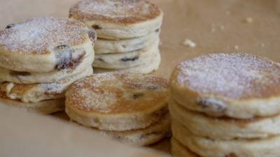 Welsh cakes