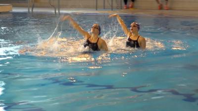 GB Synchro swimmers