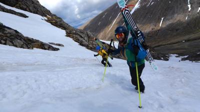 "slow motion" avalanche on Ben Nevis