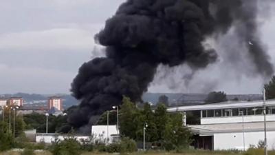 Emergency services were called to the fire near Duke Street at about 20:40 on Thursday.