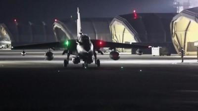 Plane prepares to leave Cyprus base