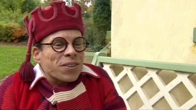 Warwick Davis