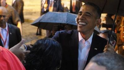 President Barack Obama greeting people in Old Havana