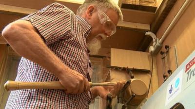 Brian Holmes making a bowl