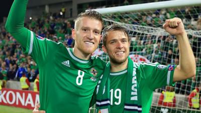 Jamie Ward celebrates with Steven Davis