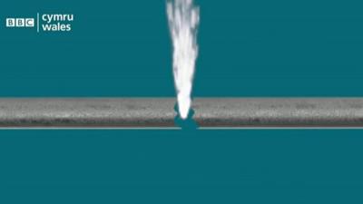 Graphic of burst water pipe