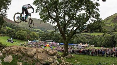 Action from Hardline in Dinas Mawddwy