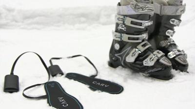 Ski boots and artificial intelligence ski instructor - Carv