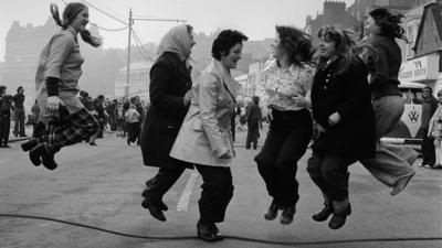 Skipping in Scarborough (1974) - by Homer Sykes