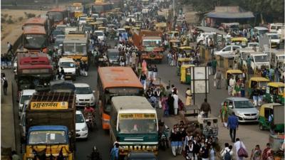 Traffic in New Delhi