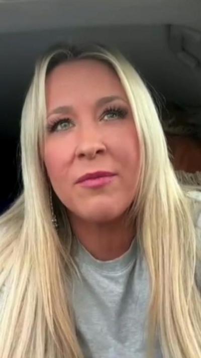 Catherine Britt in a selfie.