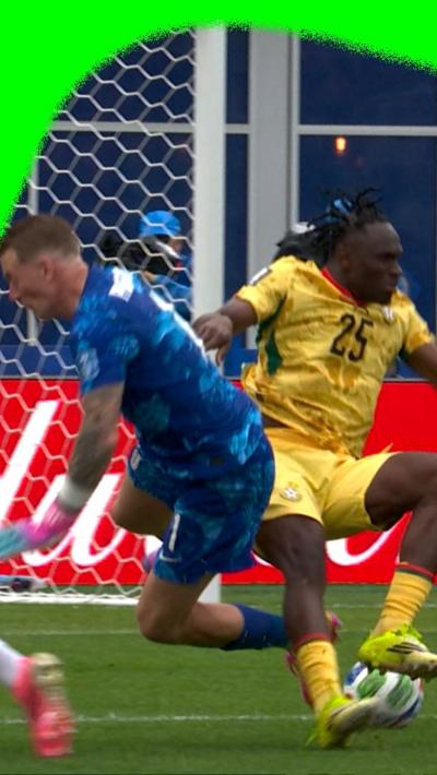 Jordan Pickford gets fouled by  Prince Kwabena Adu
